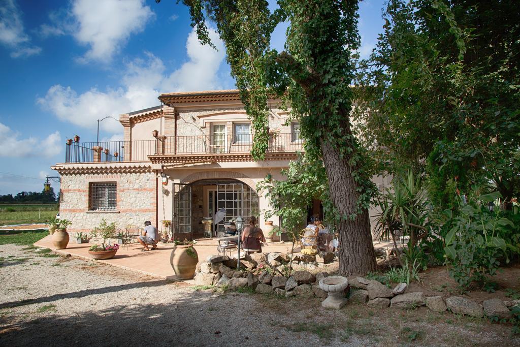 Don Carlo Agriturismo Di Charme Bio Villa Le Pioppe Eksteriør billede